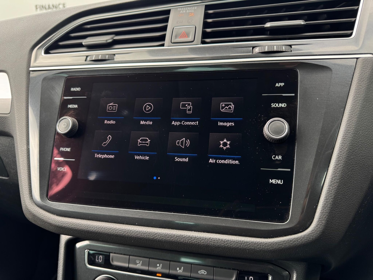 Used Volkswagen Tiguan 2017 for sale - 76988742: Photo 35