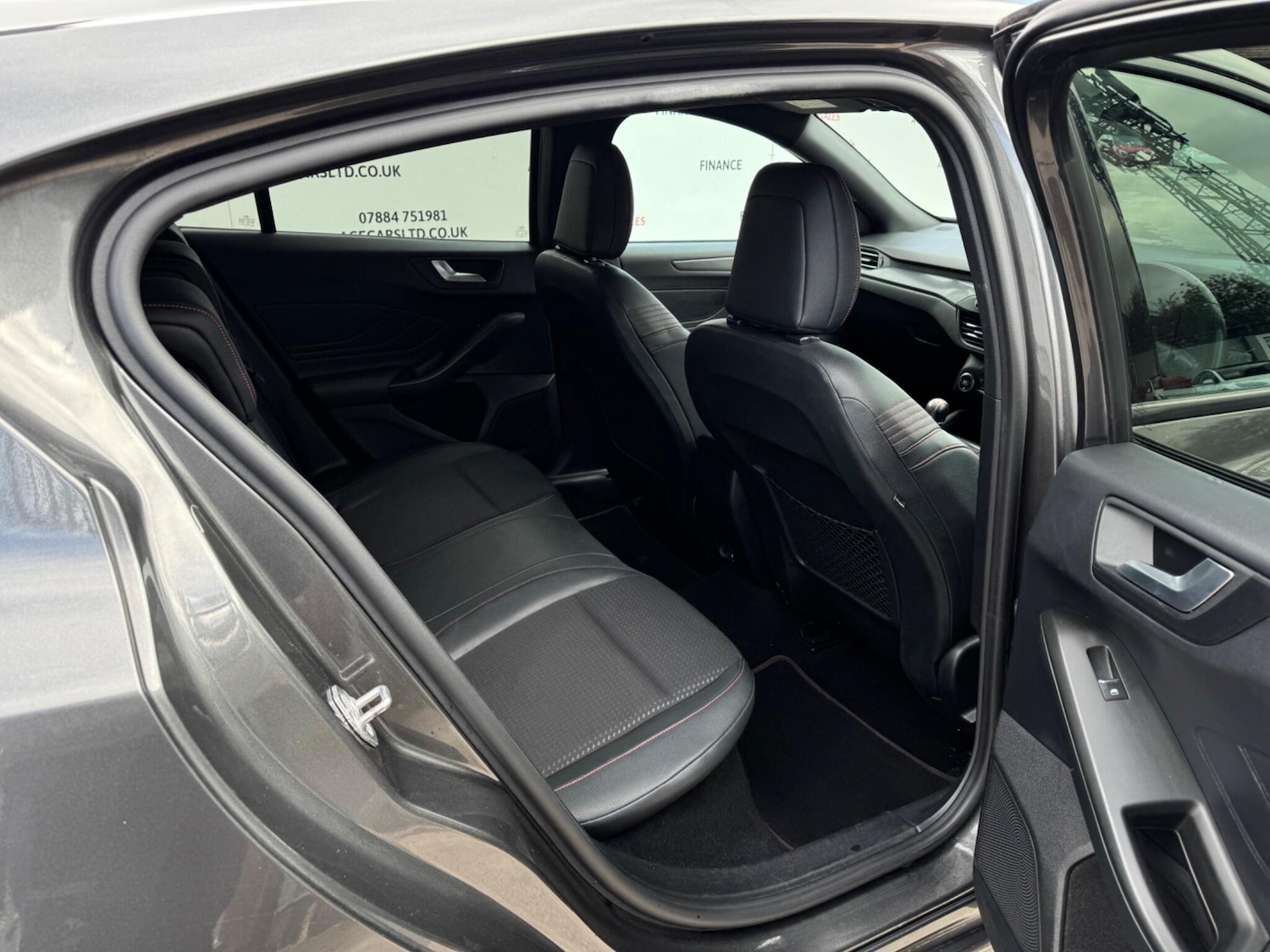 Used Ford Focus 2018 for sale - 76371750: Photo 13