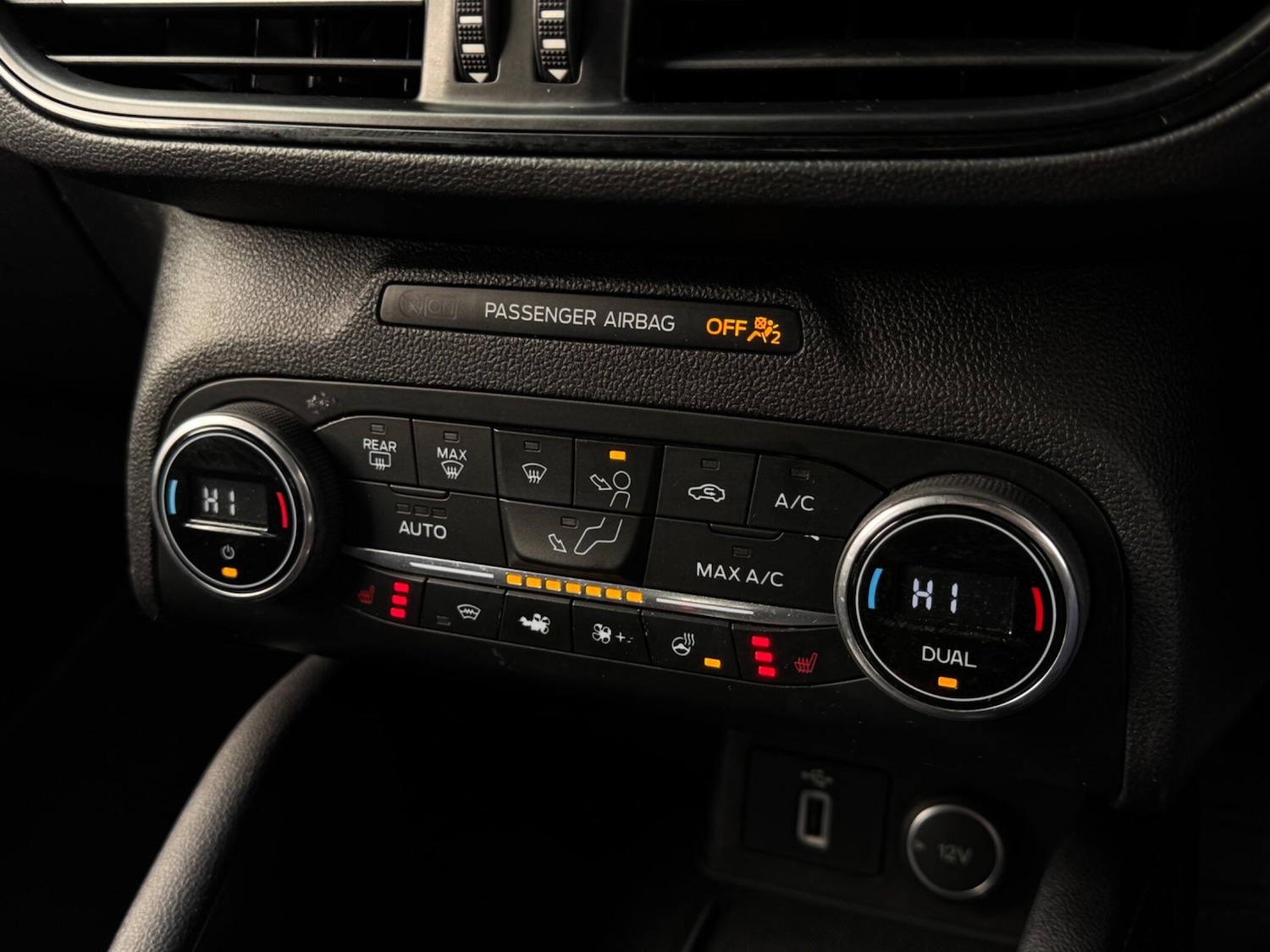 Used Ford Focus 2018 for sale - 76371750: Photo 22