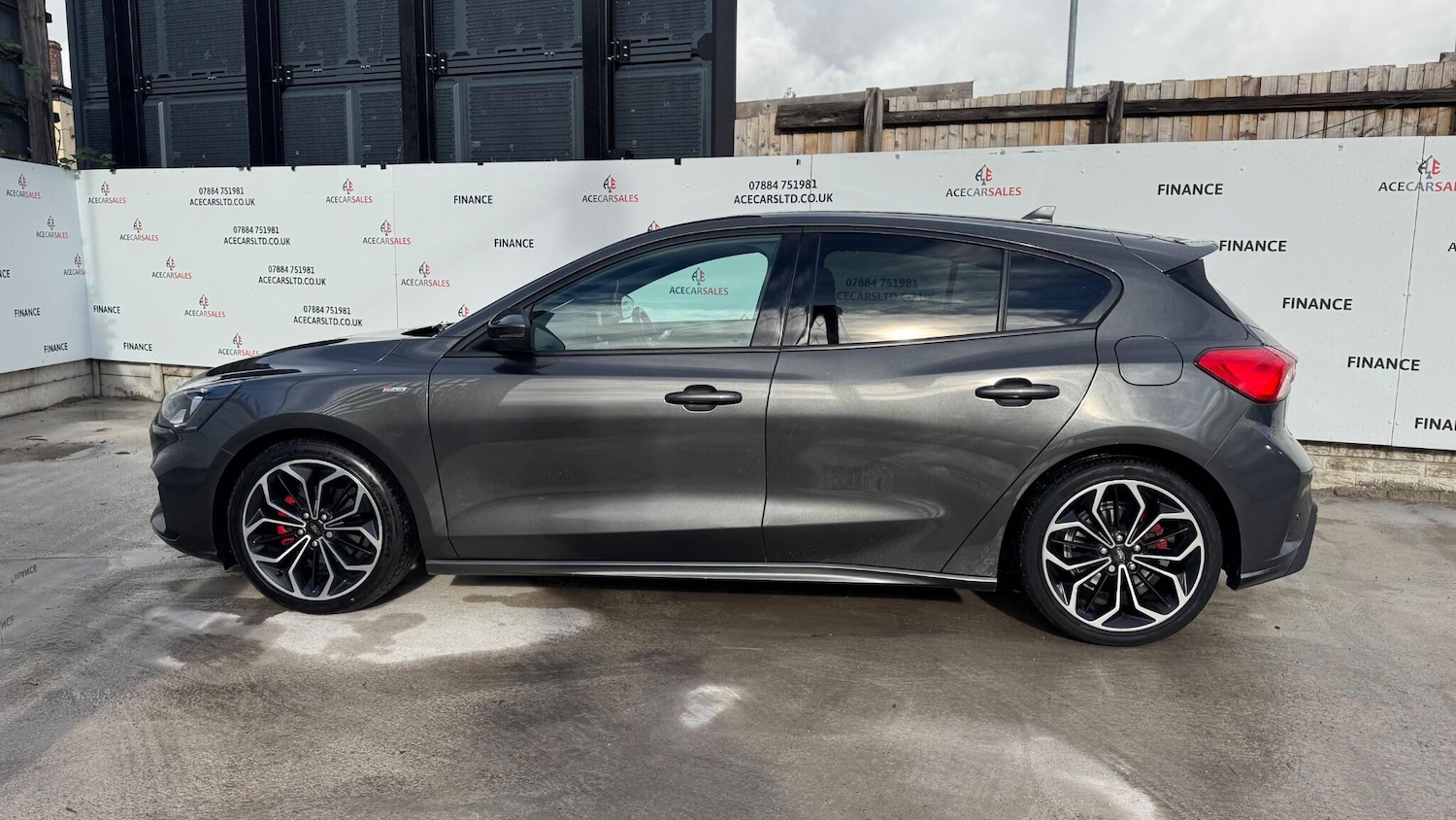 Used Ford Focus 2018 for sale - 76371750: Photo 5