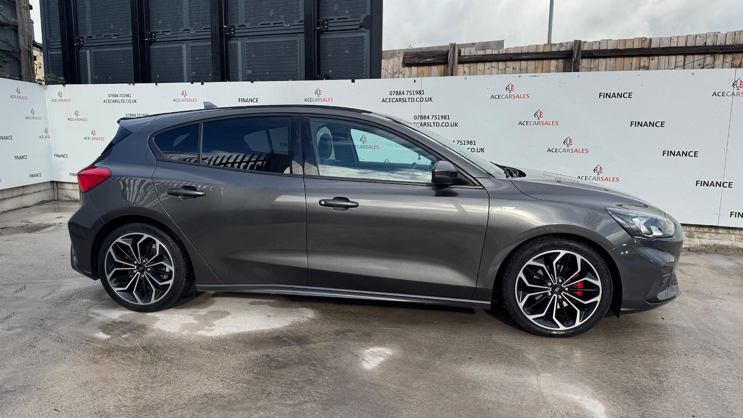 Used Ford Focus 2018 for sale - 76371750: Photo 9