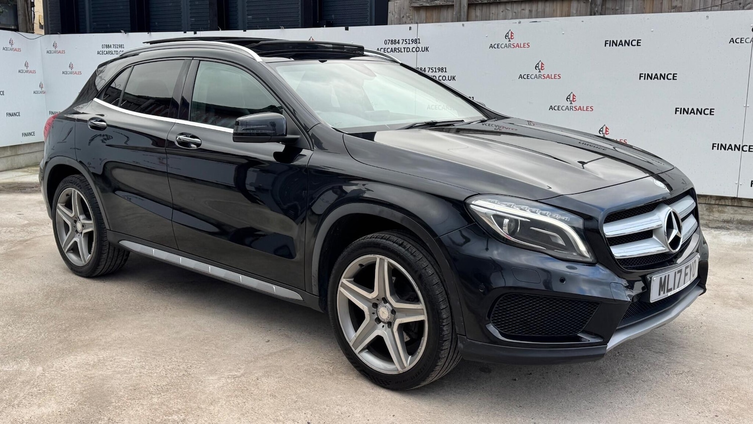 Used Mercedes-Benz GLA 2017 for sale - 77377489: Photo 2