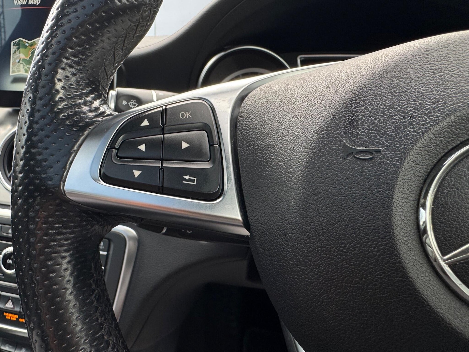 Used Mercedes-Benz GLA 2017 for sale - 77377489: Photo 32