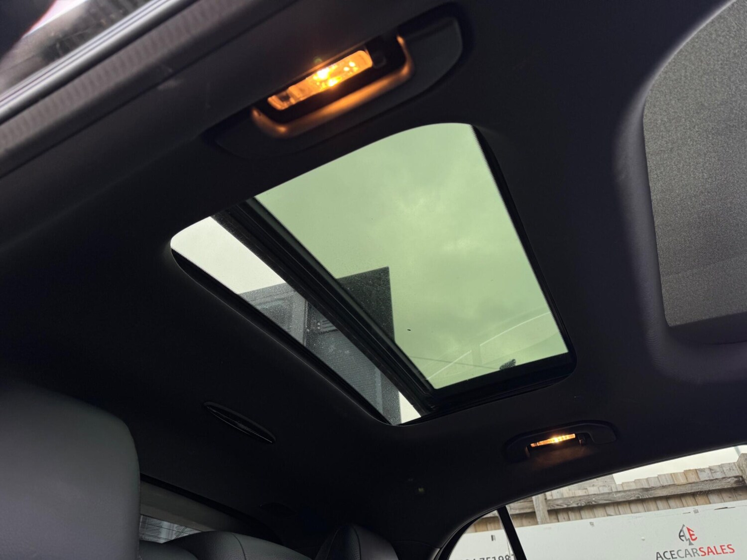 Used Mercedes-Benz GLA 2017 for sale - 77377489: Photo 80