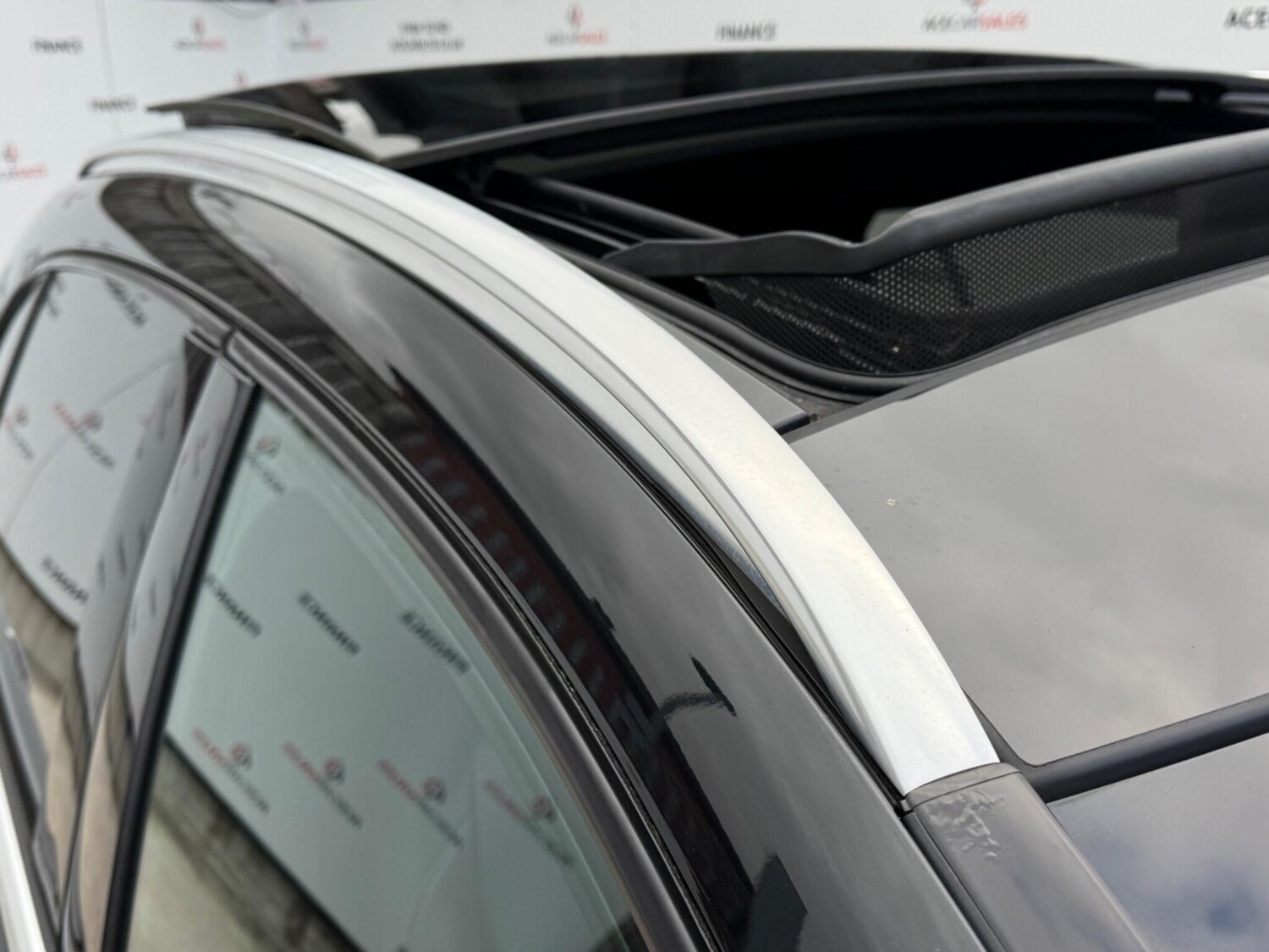 Used Mercedes-Benz GLA 2017 for sale - 77377489: Photo 87