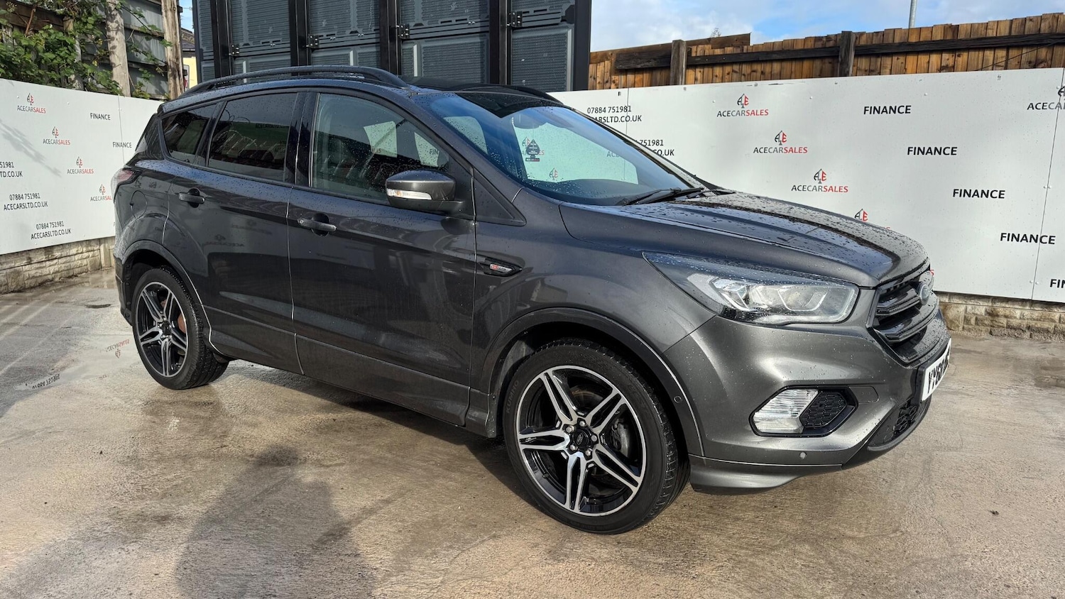 Used Ford Kuga 2019 for sale - 76995640: Photo 2
