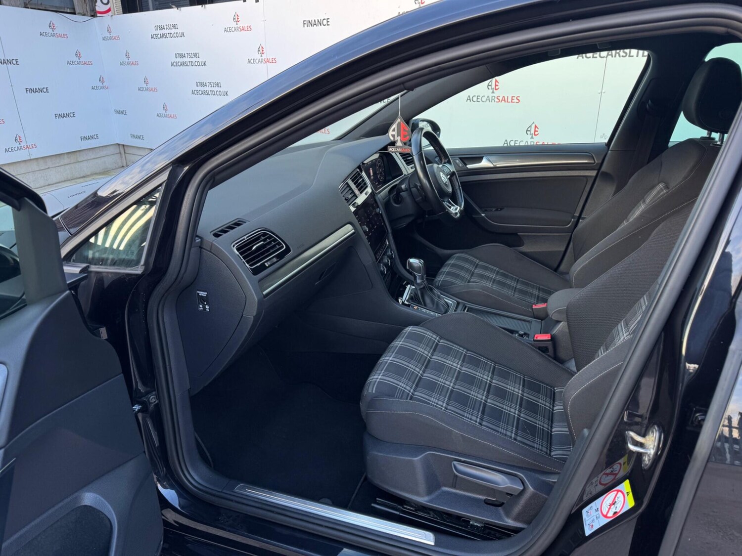 Used Volkswagen Golf for sale - 77358783: Photo 14