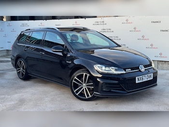 Used Volkswagen Golf 2017 for sale - 77358783: Photo