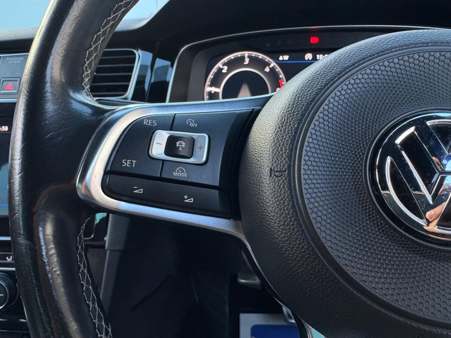 Used Volkswagen Golf for sale - 77358783: Photo 31