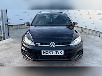 Used Volkswagen Golf 2017 for sale - 77358783: Photo