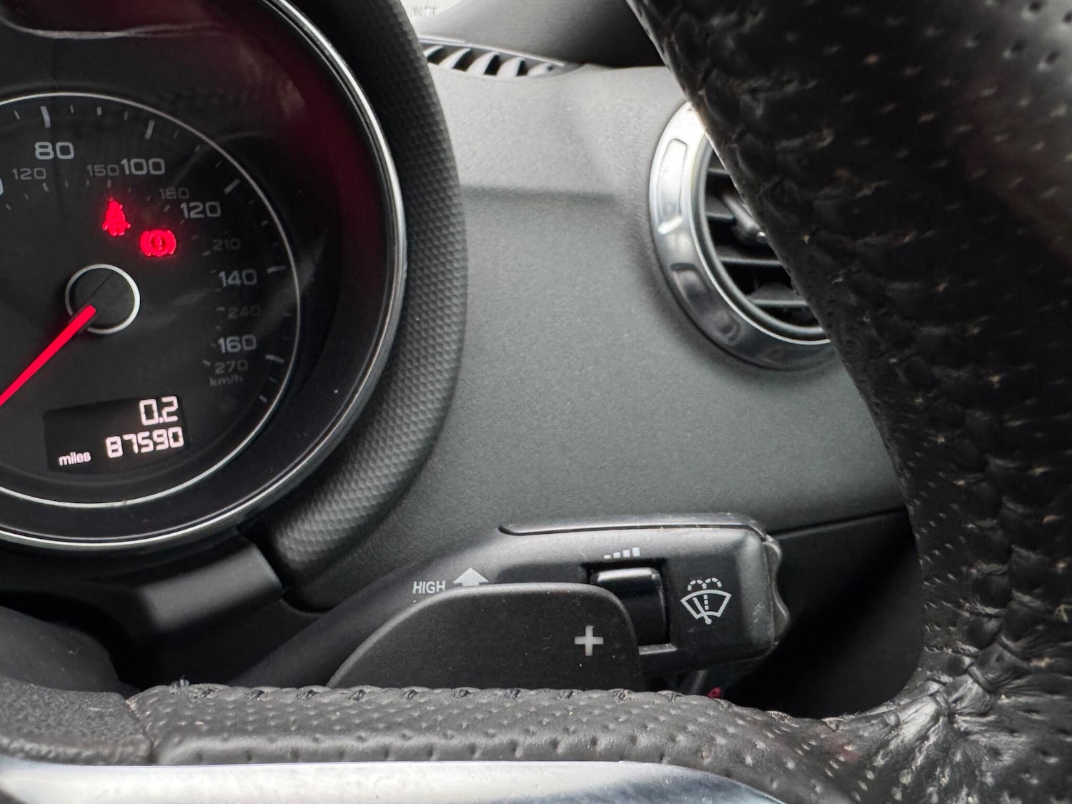 Used Audi TT 2010 for sale - 77468162: Photo 25