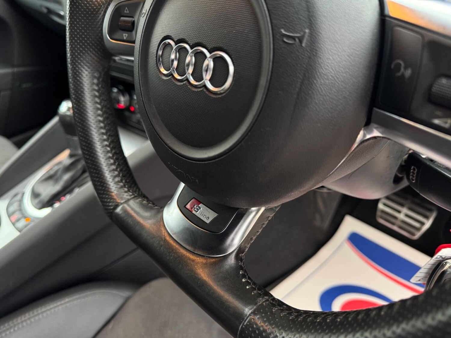 Used Audi TT 2010 for sale - 77468162: Photo 32