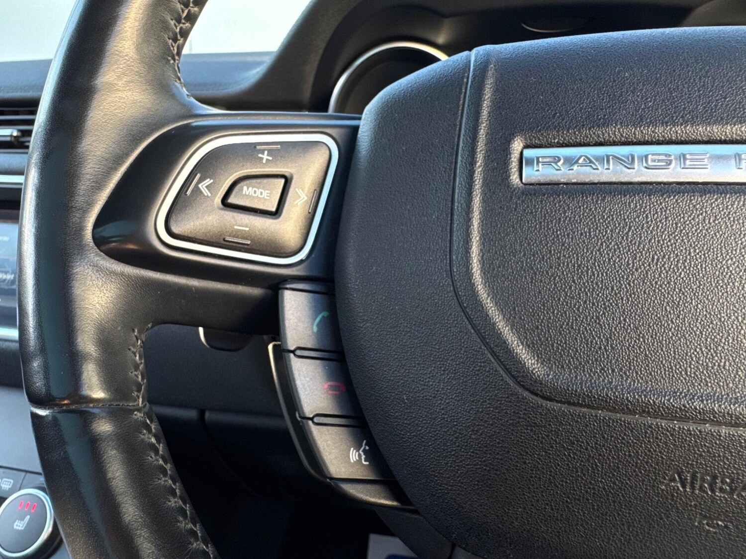 Used Land Rover Range Rover Evoque 2017 for sale - 77091368: Photo 32