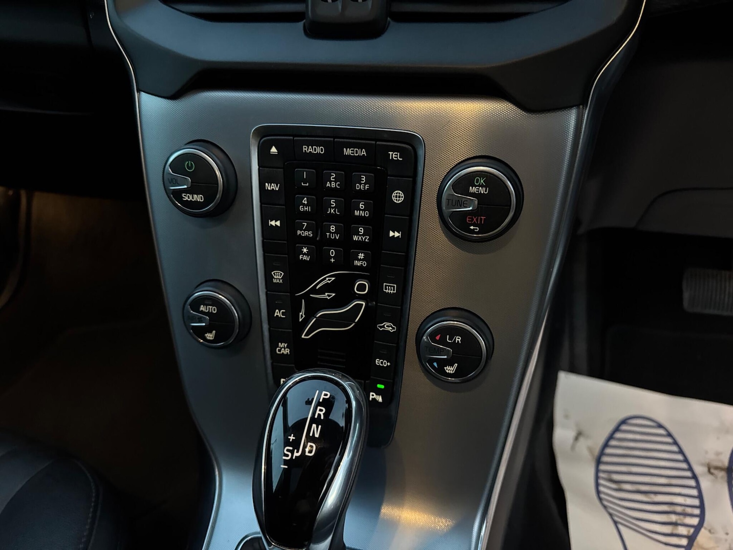 Used Volvo V40 2019 for sale - 76666577: Photo 6