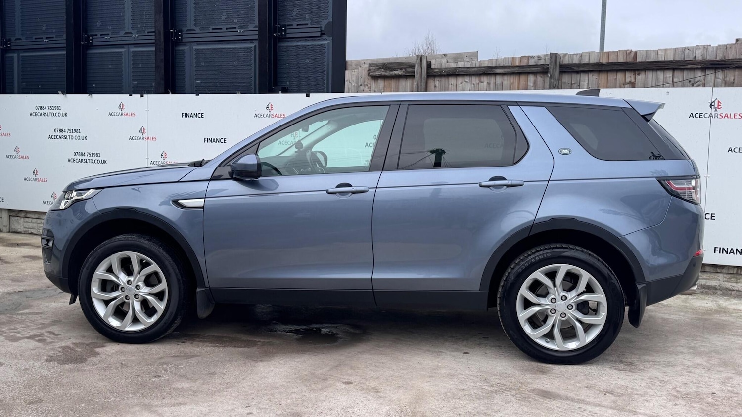 Used Land Rover Discovery Sport 2018 for sale - 77538369: Photo 5