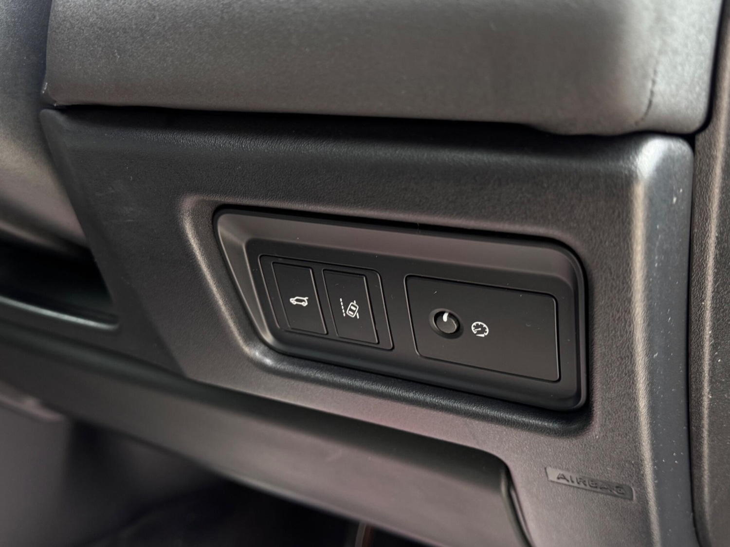 Used Land Rover Discovery Sport 2018 for sale - 77538369: Photo 63