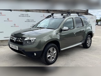 Used Dacia Duster 2015 for sale - 79106483: Photo