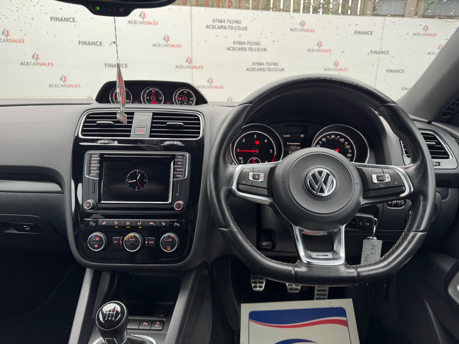 Used Volkswagen Scirocco 2016 for sale - 77162822: Photo 32