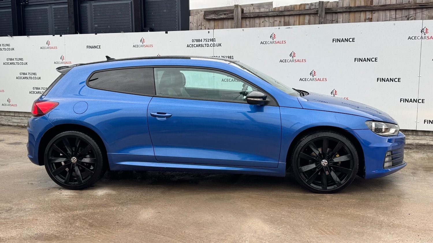 Used Volkswagen Scirocco 2016 for sale - 77162822: Photo 9