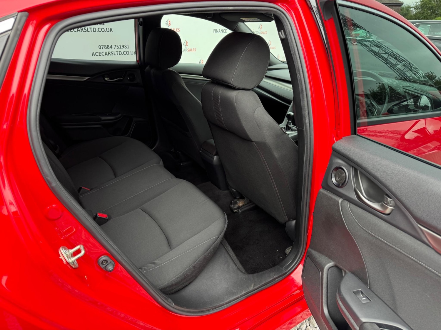 Used Honda Civic 2019 for sale - 76989323: Photo 13