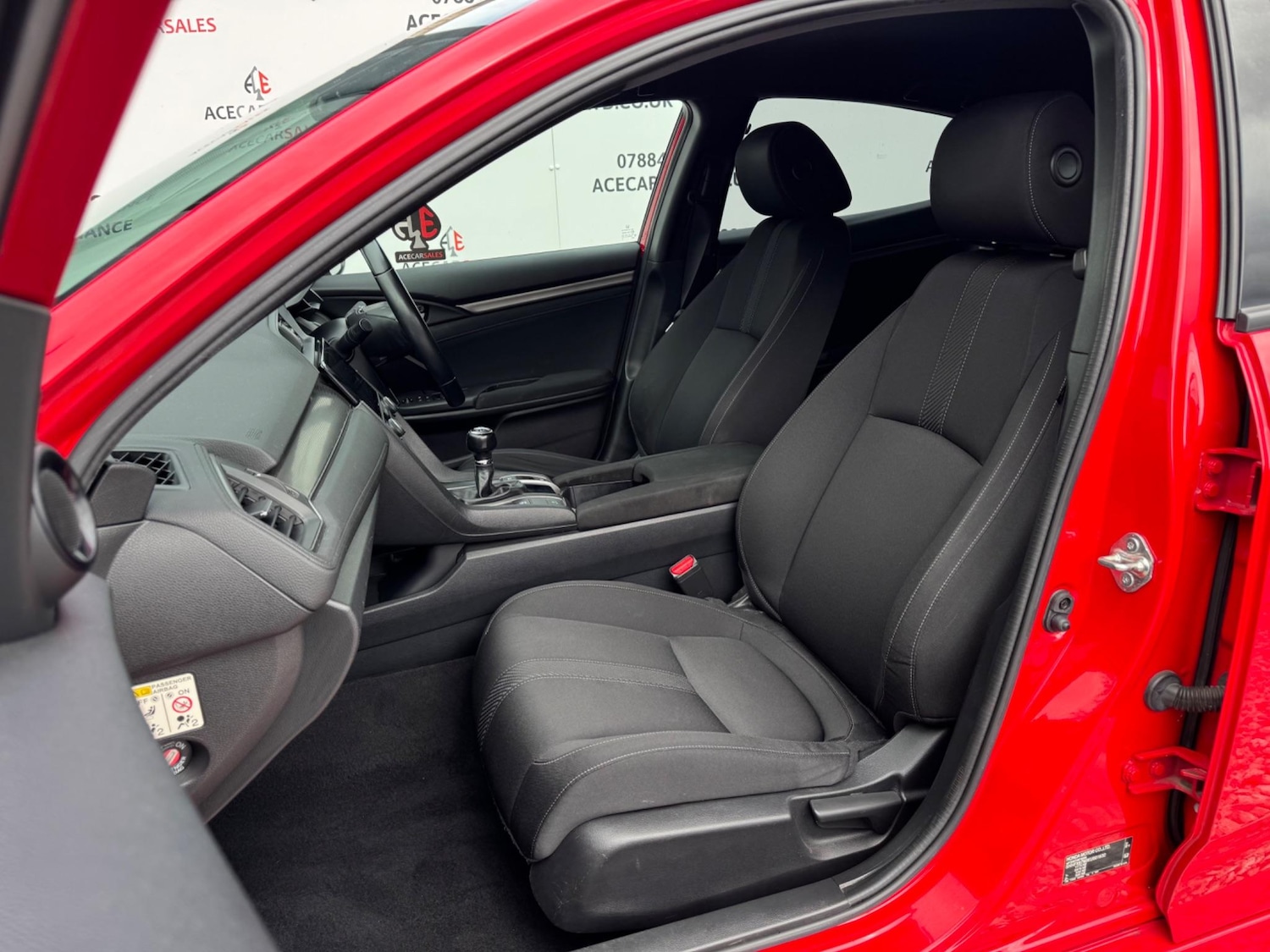 Used Honda Civic 2019 for sale - 76989323: Photo 19