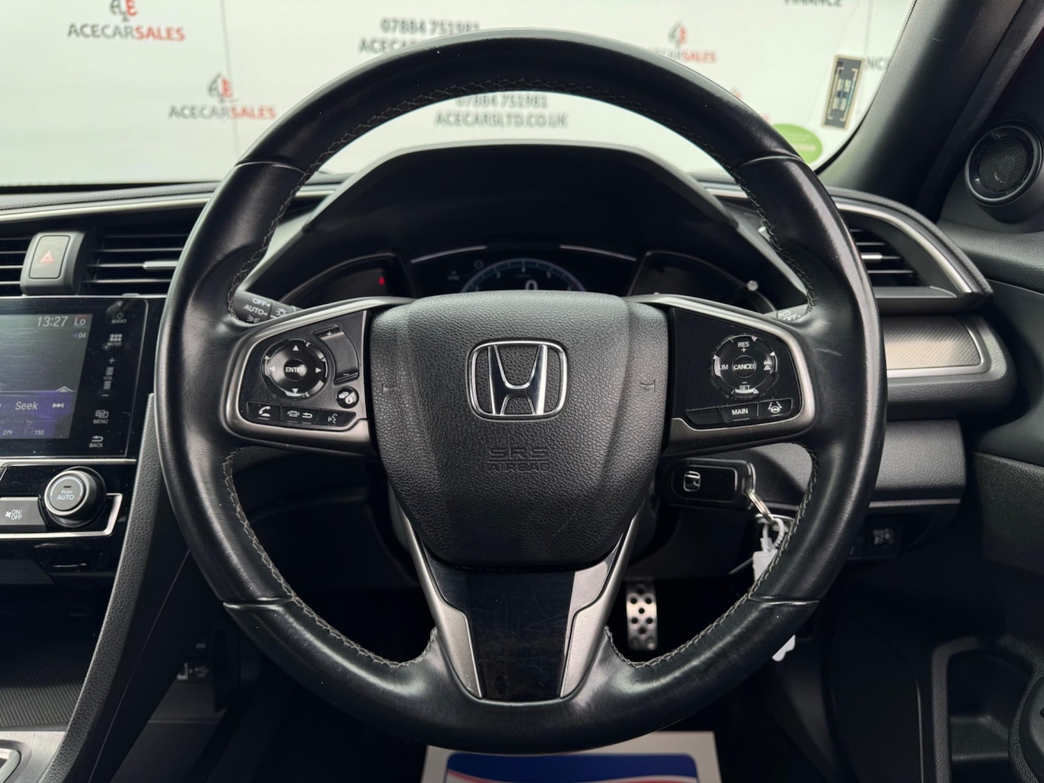 Used Honda Civic 2019 for sale - 76989323: Photo 26