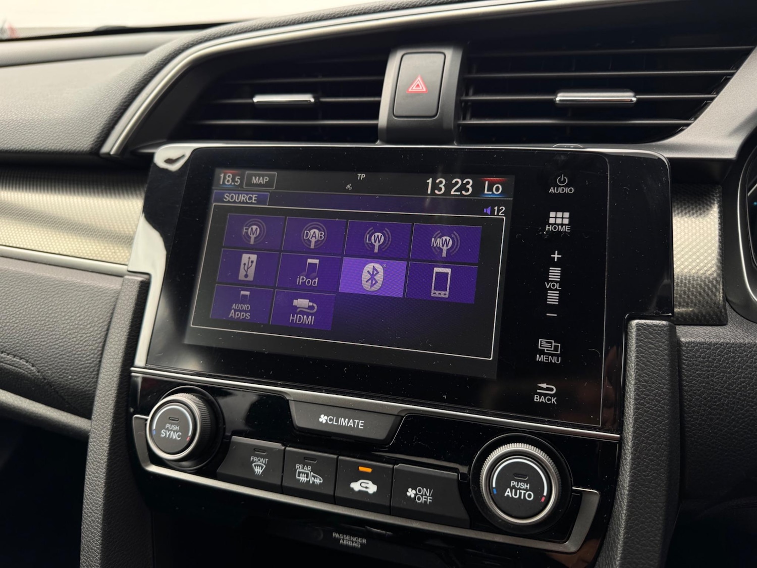 Used Honda Civic 2019 for sale - 76989323: Photo 40