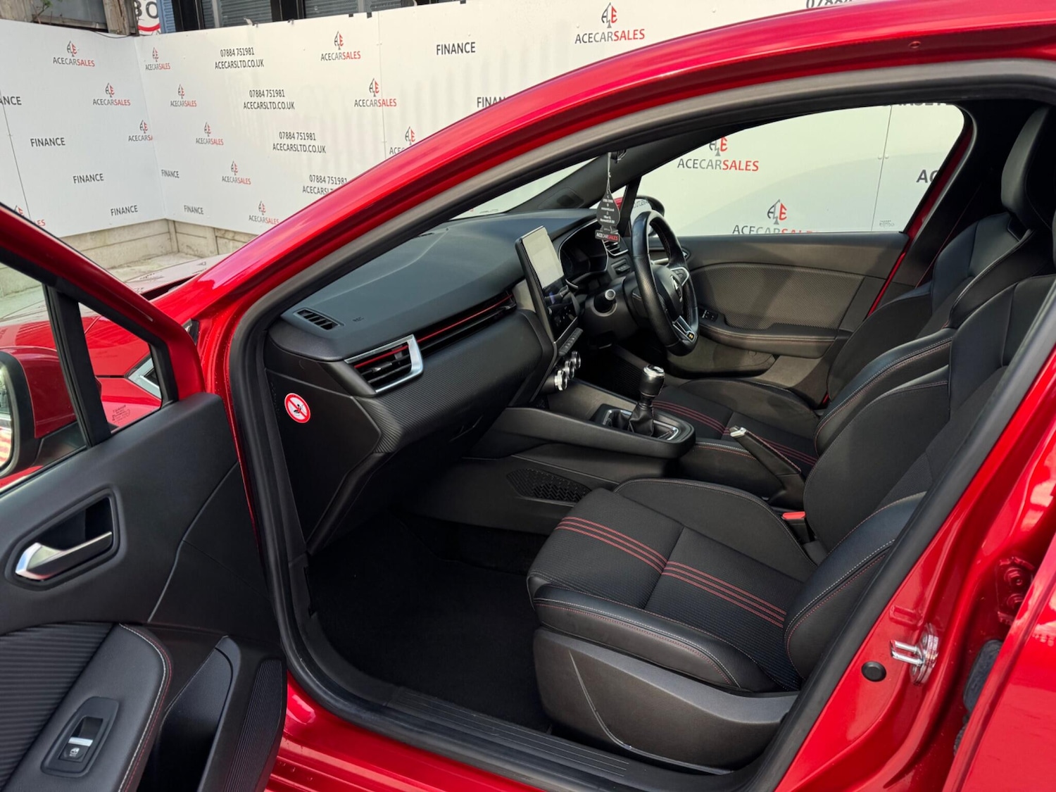 Used Renault Clio 2020 for sale - 77057640: Photo 17