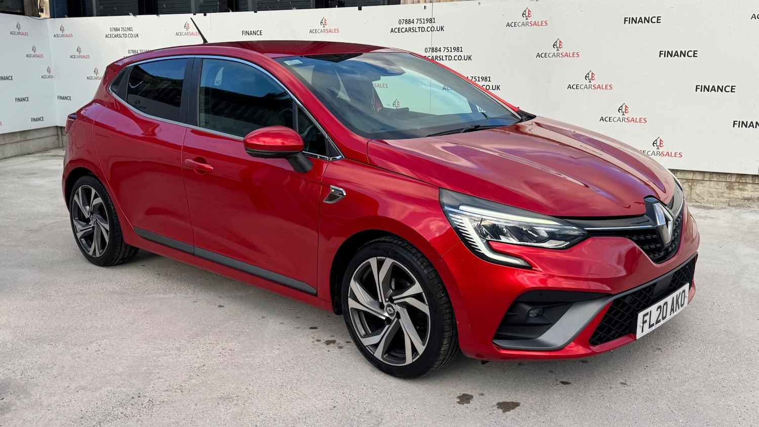 Used Renault Clio 2020 for sale - 77057640: Photo 2