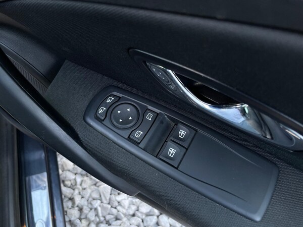 Used Renault Megane 2016 for sale - 71807437: Photo 47
