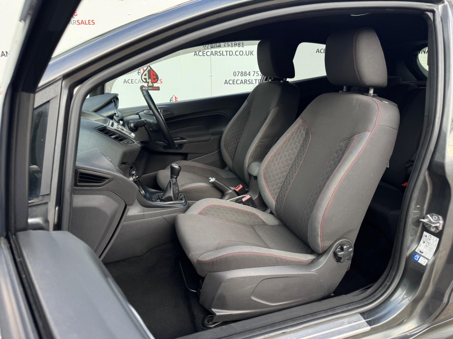 Used Ford Fiesta 2017 for sale - 76371684: Photo 17