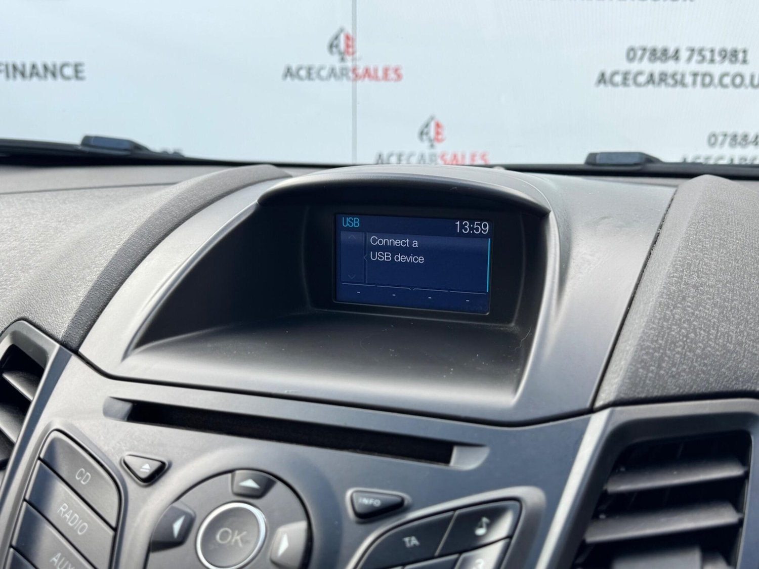 Used Ford Fiesta 2017 for sale - 76371684: Photo 29