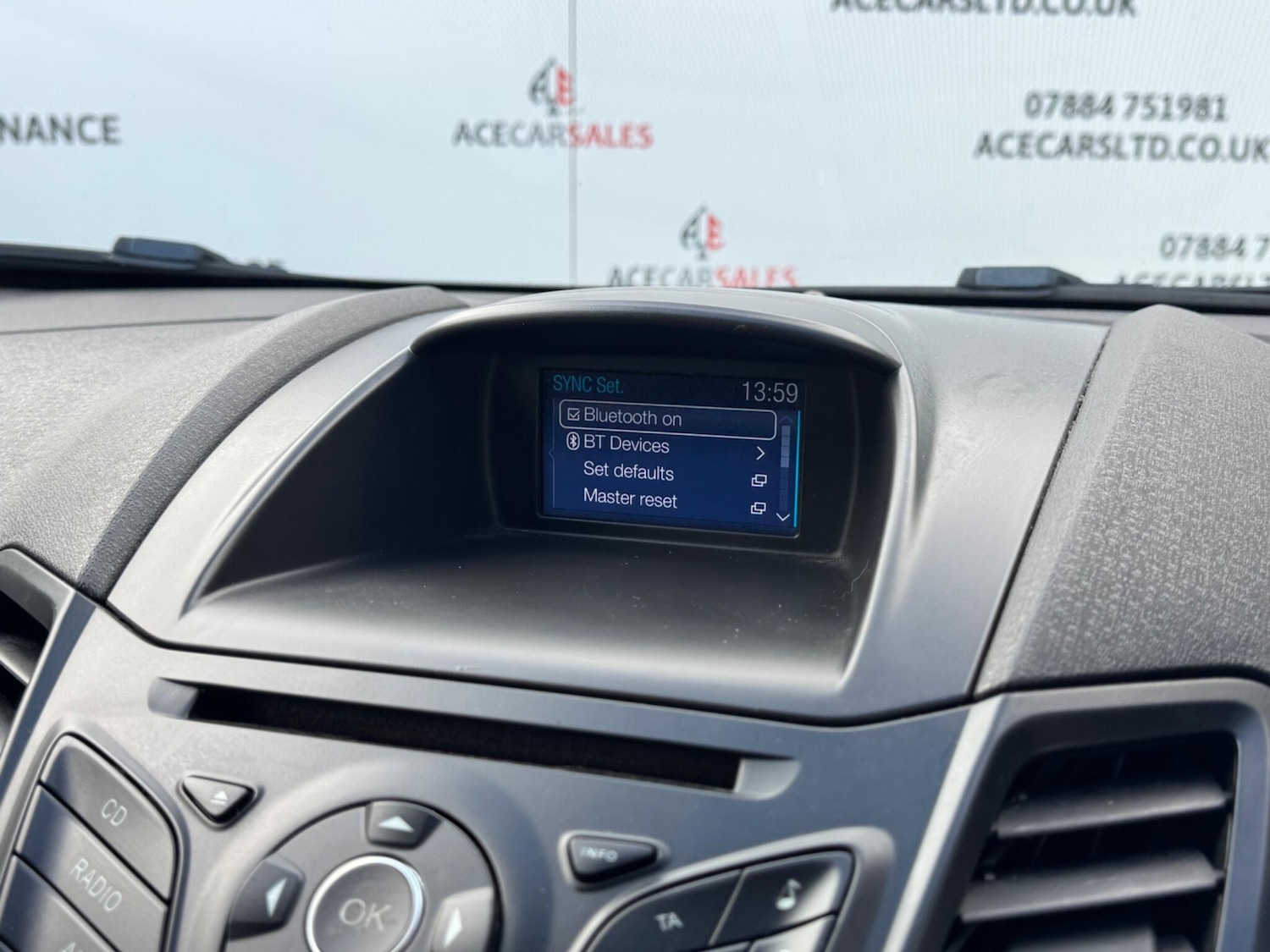 Used Ford Fiesta 2017 for sale - 76371684: Photo 32