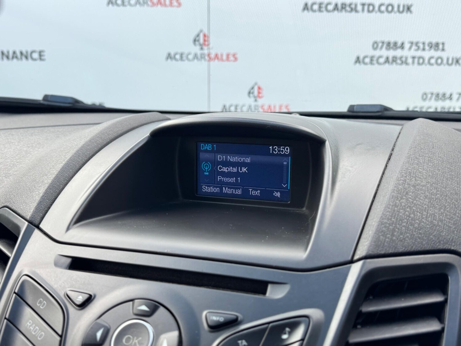 Used Ford Fiesta 2017 for sale - 76371684: Photo 34