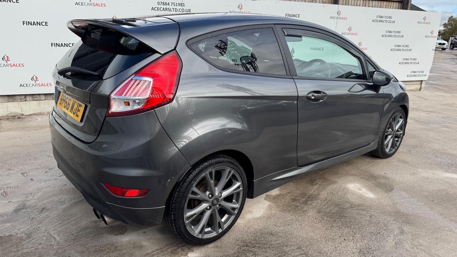 Used Ford Fiesta 2017 for sale - 76371684: Photo 8