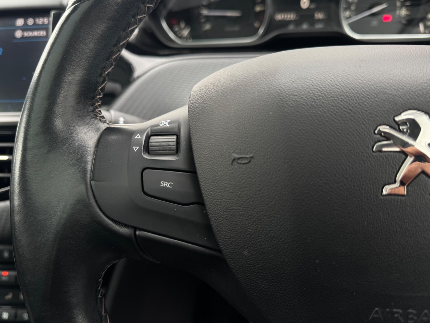 Used Peugeot 2008 2019 for sale - 77824474: Photo 29