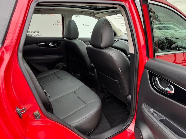 Used Nissan Qashqai 2017 for sale - 76239534: Photo 13