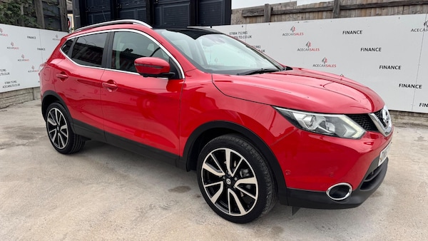Used Nissan Qashqai 2017 for sale - 76239534: Photo 2