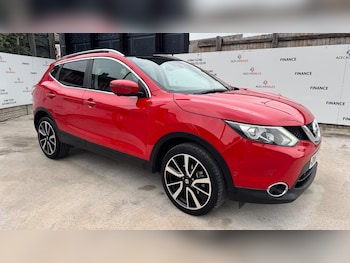 Used Nissan Qashqai 2017 for sale - 76239534: Photo 2