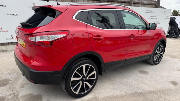 Used Nissan Qashqai 2017 for sale - 76239534: Photo 8