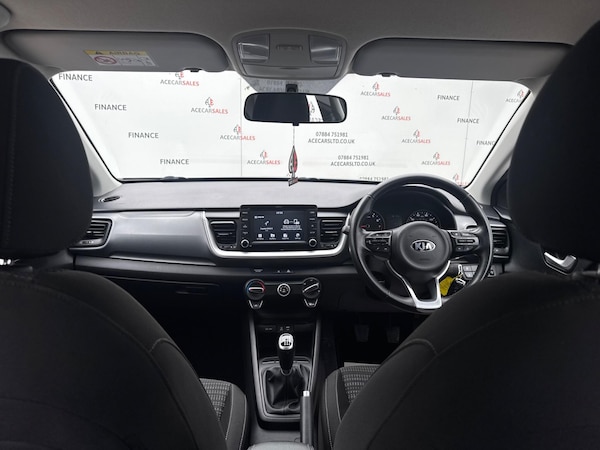 Used Kia Stonic 2017 for sale - 76284437: Photo 21
