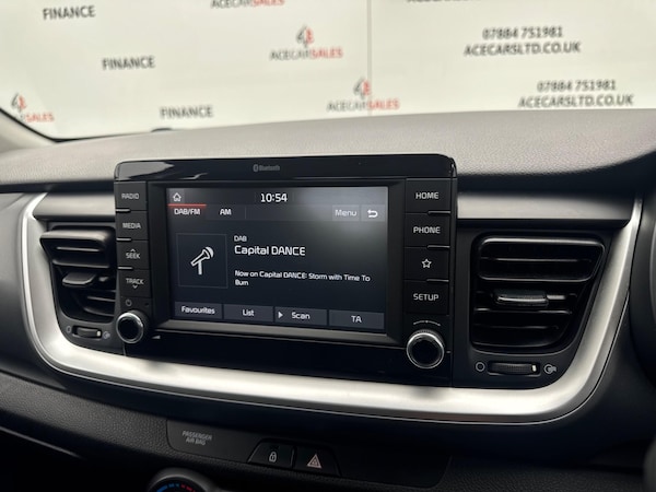 Used Kia Stonic 2017 for sale - 76284437: Photo 36