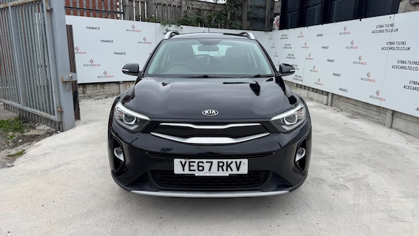 Used Kia Stonic 2017 for sale - 76284437: Photo 3