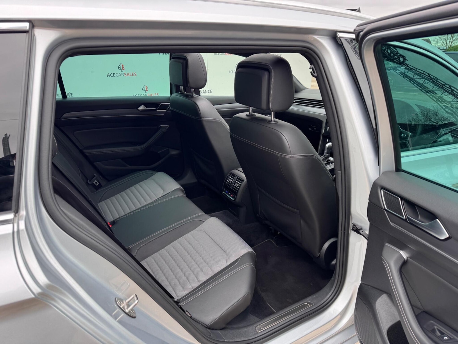 Used Volkswagen Passat for sale - 77784292: Photo 13