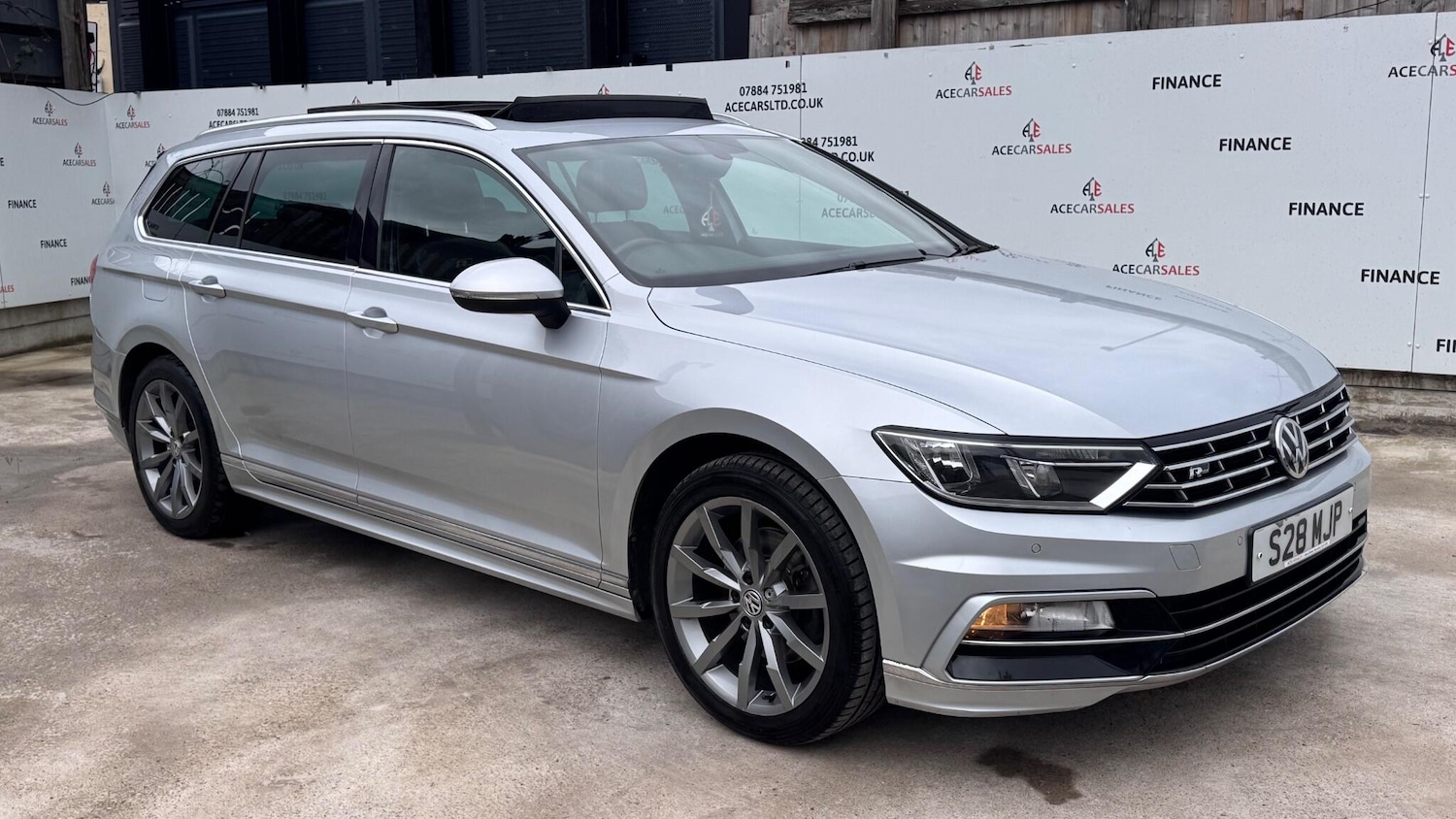 Used Volkswagen Passat for sale - 77784292: Photo 2