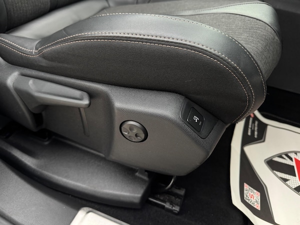 Used Peugeot 3008 2019 for sale - 76307421: Photo 27