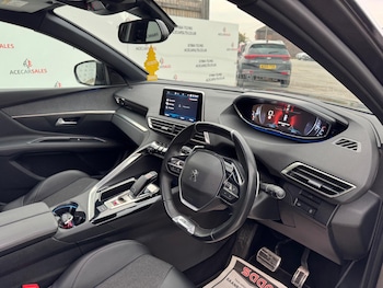 Used Peugeot 3008 2019 for sale - 76307421: Photo 2