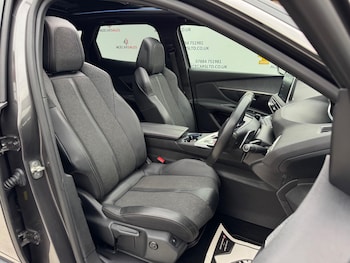 Used Peugeot 3008 2019 for sale - 76307421: Photo 3