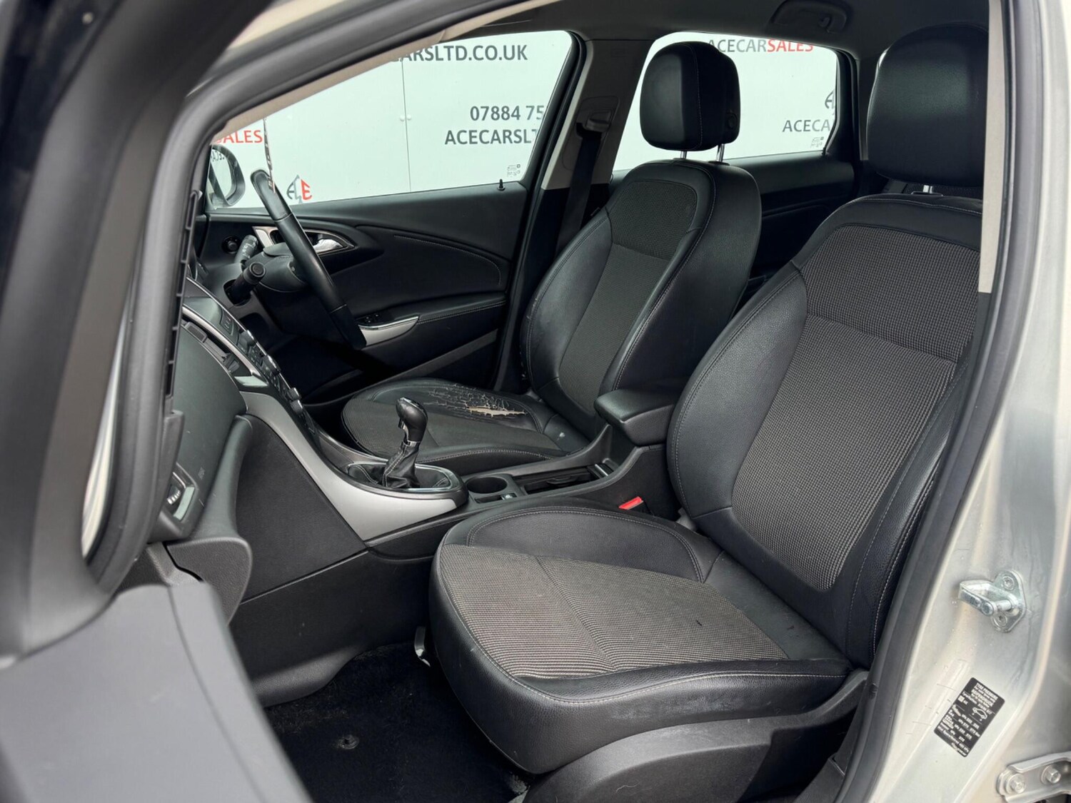 Used Vauxhall Astra 2010 for sale - 77883118: Photo 14