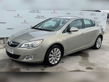Used Vauxhall Astra 2010 for sale - 77883118: Photo